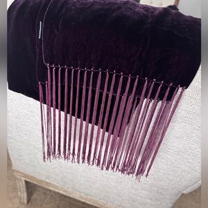 Vtg purple Velvet/velour fringe Scarf